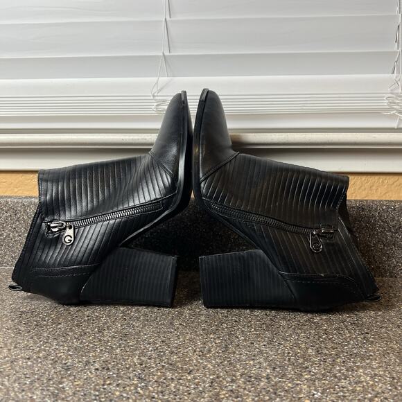G by Guess Ankle High Heel Booties Womens 10M Black Faux Leather Zip Pointed Toe - Picture 4 of 11